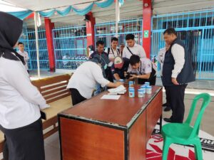 Kakanwil Pimpin Random Sampling Test Urine WBP dan Petugas, Tegaskan Rutan Kota Agung Bebas Narkoba!