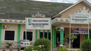 DisnakerTrans Pringsewu Imbau Perusahaan Segera Berikan THR Kepada Karyawan