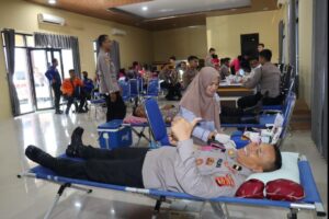 Hari Bhayangkara Ke-77, Polres Pringsewu Sumbangkan 80 Kantong Darah Untuk Rumah Sakit