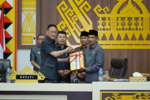 Pj. Bupati Pringsewu Sampaikan Rancangan Perubahan KUA-PPAS 2O23