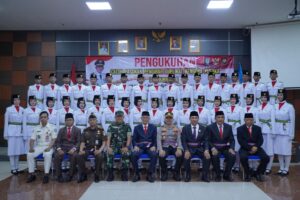 Pj.Bupati Pringsewu Lepas Karnaval Di Kecamatan Banyumas