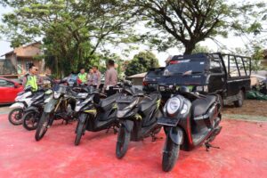 Polres Pringsewu Menggagalkan Pengangkutan 6 Sepeda Motor Diduga Hasil Kejahatan