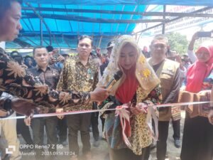 Bupati Tanggamus Me Louncing Program Listrik Pedesaan.