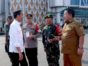Kunjungan RI 1 Berjalan Aman, Kapolda Lampung Antarkan Kepulangan Presiden
