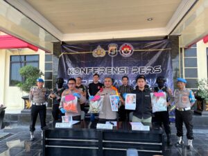 Terungkap suami dalang pembunuhan istri seakan – akan gantung diri di Way Tuba