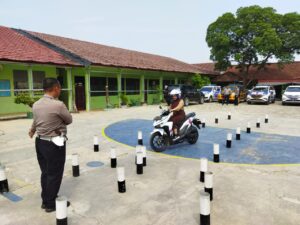 Safety Riding Meriahkan Program Jumat Curhat Kapolres Pringsewu