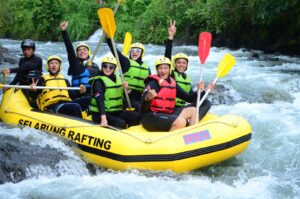 Rutan Krui: Peningkatan Kedisiplinan dan Kebersamaan Melalui Pembinaan Fisik Mental