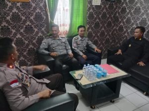 Kepala Rutan Krui Perkuat Sinergi dengan Polsek Pesisir Tengah