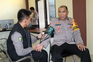 Subsatgas Dokkes Polres Pringsewu Lakukan Pemeriksaan Kesehatan Personel yang Terlibat Operasi Mantap Brata