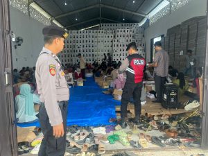 Pelipatan Surat Suara pemilu 2024 Di Pringsewu Dijaga Ketat Polisi