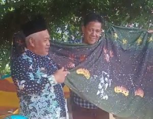 Kreativitas Lansia Pekon Pagelaran di Balik Suksesnya Produksi Kain Batik