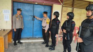 Antisipasi Gangguan Kamtibmas Pasca Pemilu, Wakapolres Pringsewu Pimpin Patroli Ke Sejumlah titik strategis