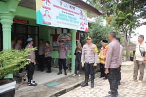 Polres Pringsewu Amankan Rapat Pleno Penghitungan Suara Pemilu 2024 Ditingkat PPK