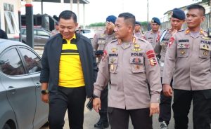 Komandan satuan Brimob polda lampung mengunjungi markas kompi 2 Batalyon B pelopor.