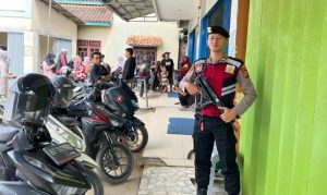 Warga Pringsewu Sambut Positif Pengamanan Jasa Transaksi Keuangan Oleh Polisi