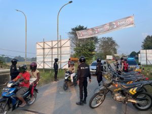 Polres Pringsewu Turut Sukseskan Event Internasional WSL Krui Pro QS 5000 Tahun 2024