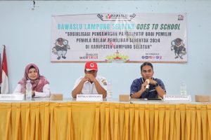 Bawaslu Lampung Selatan Ajak Siswa SMA N 2 Kalianda Jadi Pengawas Pemilu