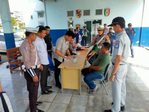 Jelang HUT Lalu Lintas ke-69, Polres Pringsewu Adakan Inspeksi Keselamatan di Terminal Gadingrejo