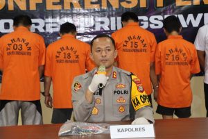 Polres Pringsewu Jerat Narapidana Pelaku Penipuan dengan Undang-Undang ITE