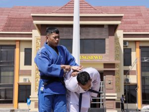 Puluhan Personel Polres Pringsewu Ikuti Ujian Beladiri Polri untuk Persyaratan Kenaikan Pangkat