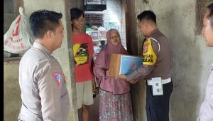 Sambut Hari Lalu Lintas Bhayangkara ke-69, Satlantas Polres Pringsewu Gelar Aksi Sosial Berbagi Puluhan Paket Sembako