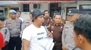 Masyarakat Desa Batu Sundung minta Kejari Paluta usut tuntas dugaan korupsi PSR Paluta