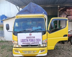 Belasan Item Peralatan TPS untuk Pilkada 2024 Tiba Di Pringsewu, Polisi Pastikan Keamanannya