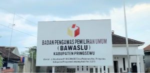Bawaslu Pringsewu Gelar Rapat Pleno Tindak Lanjuti Dugaan Kampanye di Masjid Sujadi Saddat 