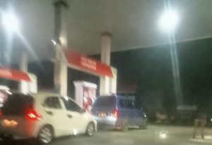 Mobil Modifikasi Kuda Biru Ngecor Di SPBU 24.351.102 Kaliawi,Diduga Dikirim Ke Gudang Penimbunan BBM di Garuntang