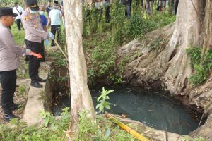 Pria Lanjut Usia Ditemukan Meninggal Mengapung di Embung Mata Air