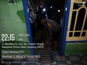 Ratusan Rumah di Pesisir Barat Terendam Banjir Imbas Sungai Way Laay Meluap
