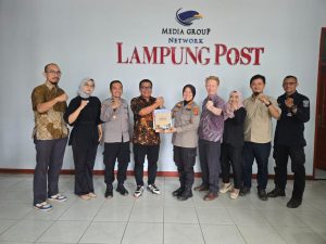 Jalin Sinergitas Dengan Media,Kabid Humas Polda Lampung Kunjungi Kantor Lampung Post