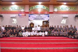 Bid Propam Polda Lampung Gelar Doa Bersama Malam Nisfu Sya’ban di Masjid Al-Ikhlas