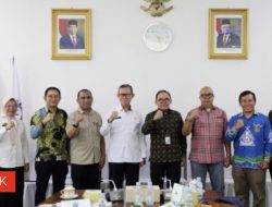 Sekdaprov Fahrizal Pimpin Rapat Persiapan Pemberian Penghargaan Paritrana Award 2023