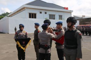 Upacara Pembinaan Tradisi Bintara dan Tamtama Remaja Satbrimob Polda Lampung