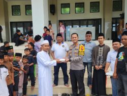 Polres Pringsewu Bersama Jurnalis Gelar Aksi Sosial Berbagi Makanan Berbuka Puasa