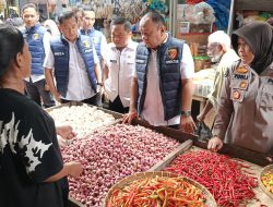 Polda Lampung Sidak Pasar, Pastikan Harga Bapokting Jelang Idulfitri Terkendali