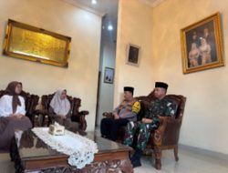 Kapolri Berikan Penghargaan Rekpro Bintara ke Daffa, Sepupu Almarhum Briptu Ghalib