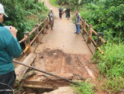 Jembatan Sangarus Rusak Parah, Warga Tanggamus Menanti Aksi Nyata Pemkab