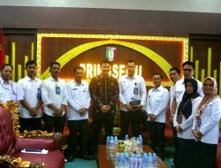 Bupati Pringsewu Gelar Audiensi Perdana dengan BUMD, Bahas Strategi Pelayanan Publik