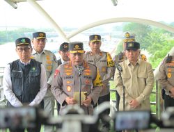 Kapolri Cek Arus Balik Lebaran di Tol Cikatama