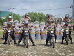 Siaga Hadapi Hari Buruh, Polres Pringsewu Gelar Simulasi Pengamanan Unjuk Rasa