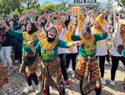 Paslon SUPER Hadirkan Kampanye Riang Gembira Lewat Senam Perubahan di Pesawaran