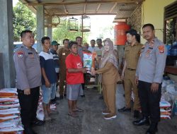 Kepolisian dan Pemerintah Daerah Pringsewu Dorong Produktivitas Petani Lewat Bantuan Benih