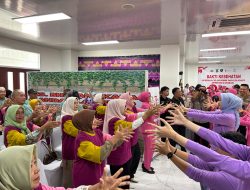Polda Lampung Berikan Layanan Khusus Geriatri Untuk Lansia Pada Bakti Kesehatan Gratis