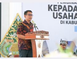 Bupati Bojonegoro Setyo Wahono Hadiri Kegiatan Pembinaan Dan Pengawasan Kepada Pelaku Usaha Pariwisata