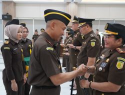 Evi Hasibuan, SH., MH. dilantik sebagai Kepala Kejaksaan Negeri Pringsewu yang Baru. 