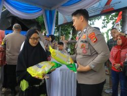 Polda Lampung Kick Off Distribusi 74 Ton Beras, Pastikan Harga Stabil hingga Akhir Tahun