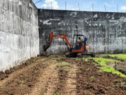 Lapas Kelas III Dharmasraya Bangun Jalan di Area Brandgang, Gunakan excavator untuk Permudah Akses Pengamanan