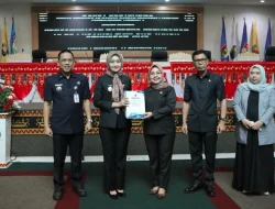 Pemprov Serahkan Dokumen Raperda Perubahan APBD 2025 ke DPRD Lampung